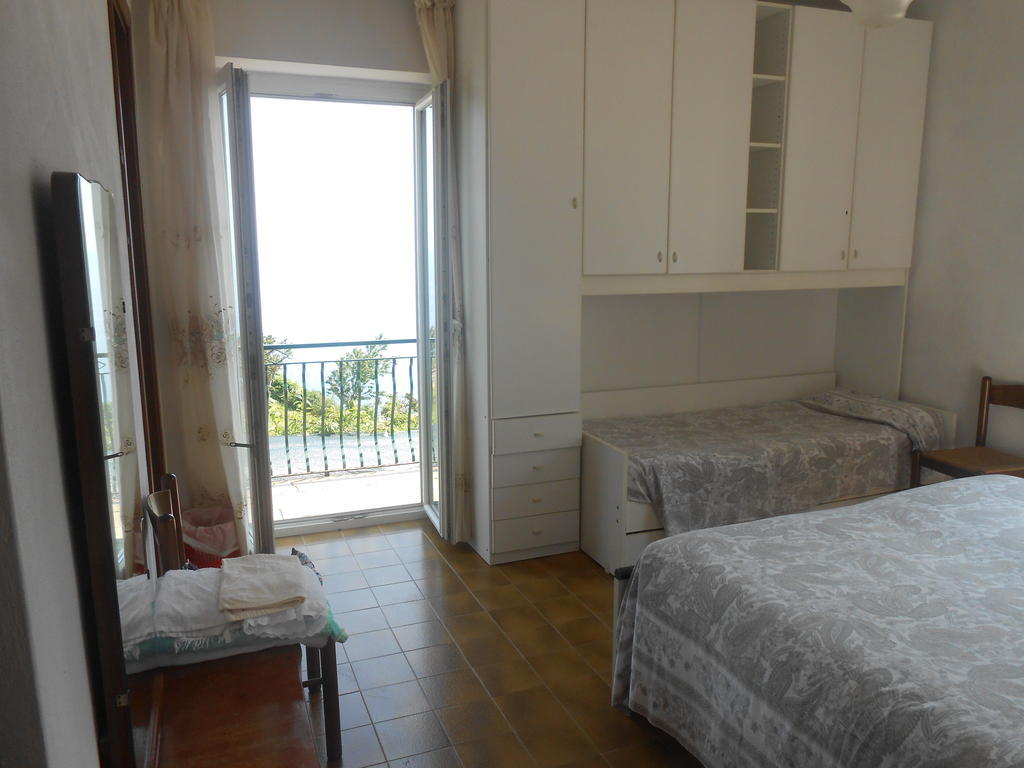 La Foce Del Prato Villa Framura Room photo